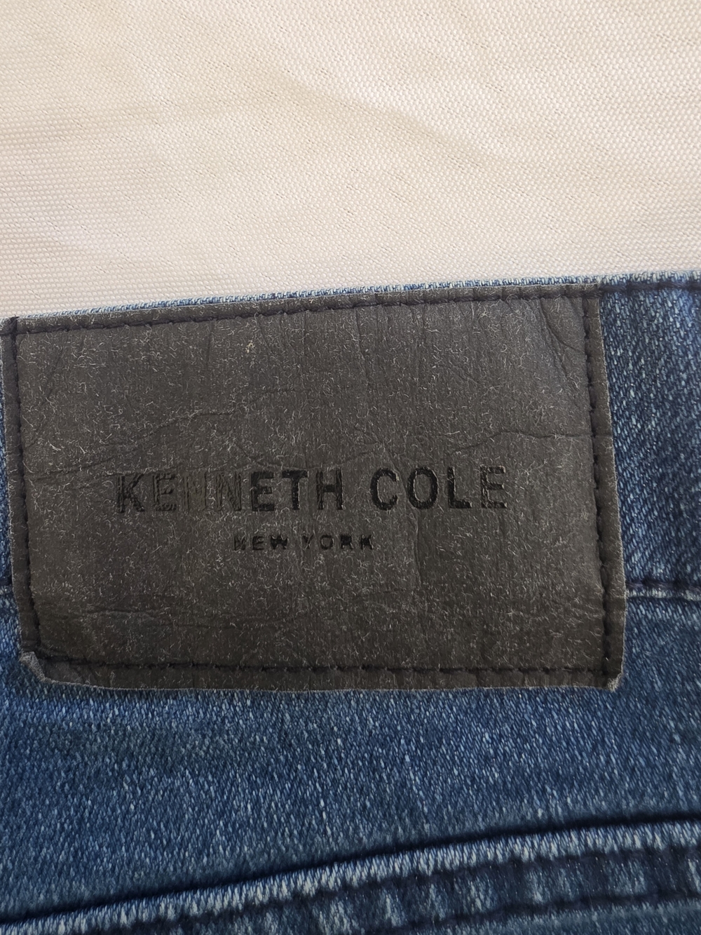 Kenneth Cole Denim Collection Nlue Stone Wash Jeans Size 36 L30
